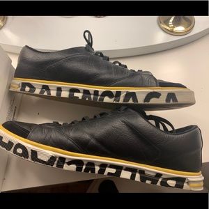 Men balenciaga sneakers